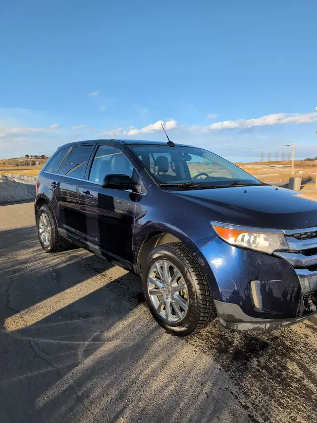 2011 Ford Edge Limited - Photo 2