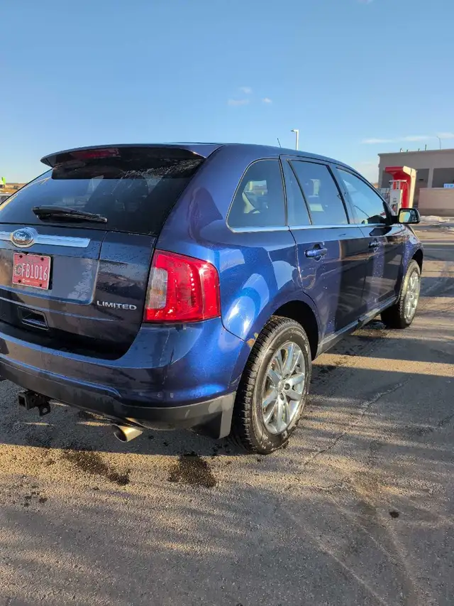 2011 Ford Edge Limited - Photo 3