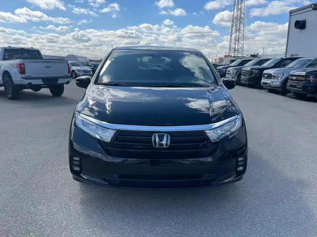 2022 Honda Odyssey Touring 7-Passenger/NAVI/B.CAM/DVD/LEATHER/SU - Photo 2