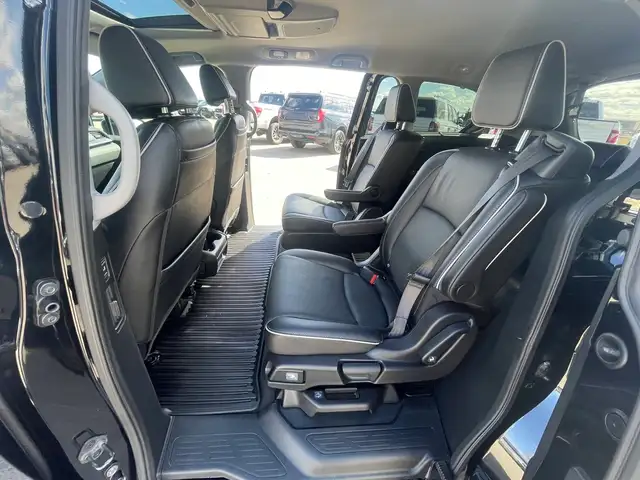2022 Honda Odyssey Touring 7-Passenger/NAVI/B.CAM/DVD/LEATHER/SU - Photo 14