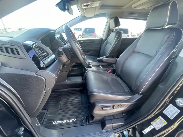 2022 Honda Odyssey Touring 7-Passenger/NAVI/B.CAM/DVD/LEATHER/SU - Photo 17