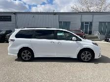 2020 Toyota Sienna SE AWD 7-Passenger/NAVI/CAM/DVD/LEATHER/SUNRO - Photo 8