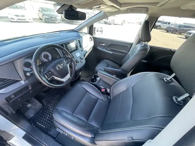 2020 Toyota Sienna SE AWD 7-Passenger/NAVI/CAM/DVD/LEATHER/SUNRO - Photo 9