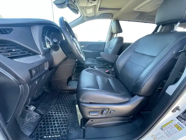 2020 Toyota Sienna SE AWD 7-Passenger/NAVI/CAM/DVD/LEATHER/SUNRO - Photo 10