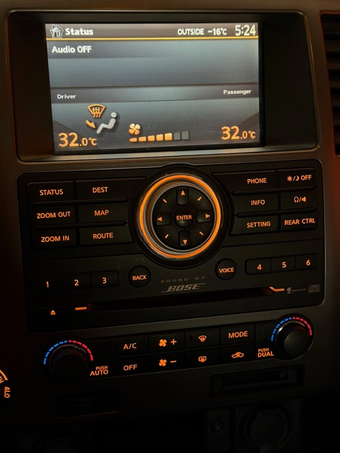 2011 Nissan Armada Platinum Pkg - Auto - 7pass - DVD - Photo 10