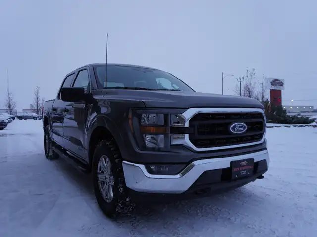 2023 Ford F-150 POWERBOOST FULL HYBRID, CLEAN HARD TO GET TRUCK! - Photo 17