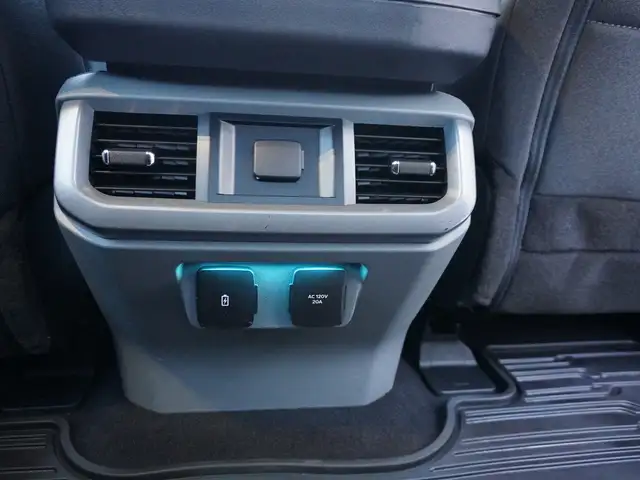 2023 Ford F-150 POWERBOOST FULL HYBRID, CLEAN HARD TO GET TRUCK! - Photo 36