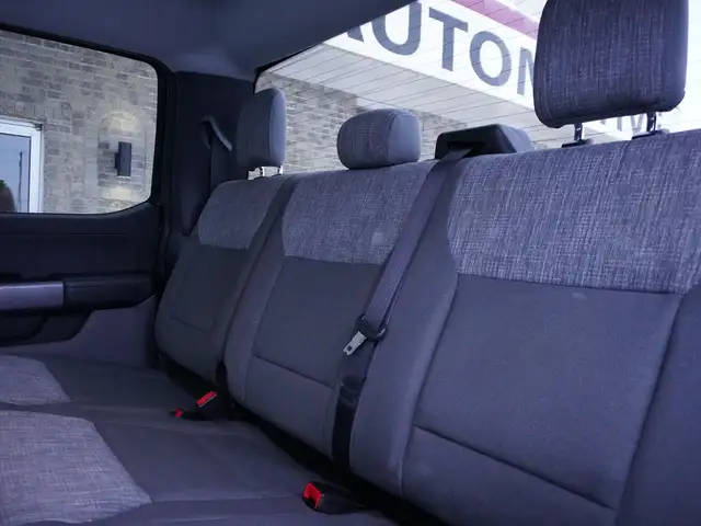 2023 Ford F-150 POWERBOOST FULL HYBRID, CLEAN HARD TO GET TRUCK! - Photo 38