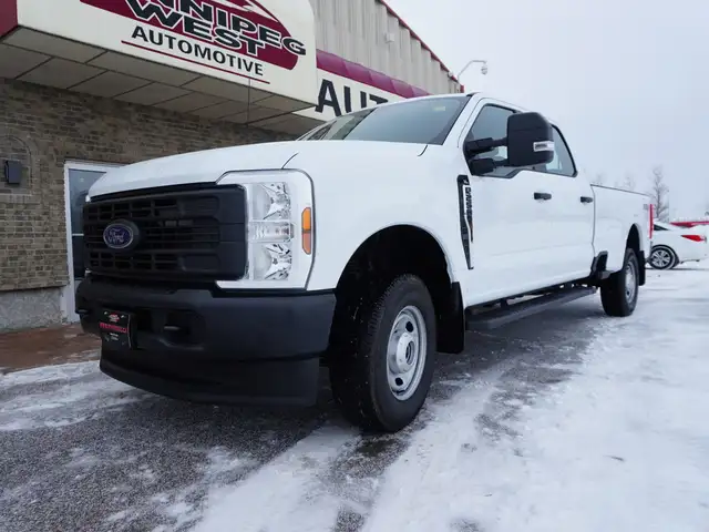 2024 Ford F-250 LIKE NEW - FX4 Crew Cab LONG BOX!! LOW KMS!! - Photo 3
