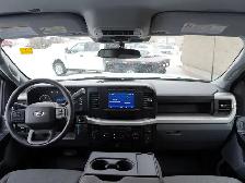 2024 Ford F-250 LIKE NEW - FX4 Crew Cab LONG BOX!! LOW KMS!! - Photo 4