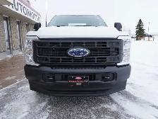 2024 Ford F-250 LIKE NEW - FX4 Crew Cab LONG BOX!! LOW KMS!! - Photo 5