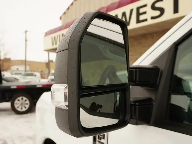 2024 Ford F-250 LIKE NEW - FX4 Crew Cab LONG BOX!! LOW KMS!! - Photo 15