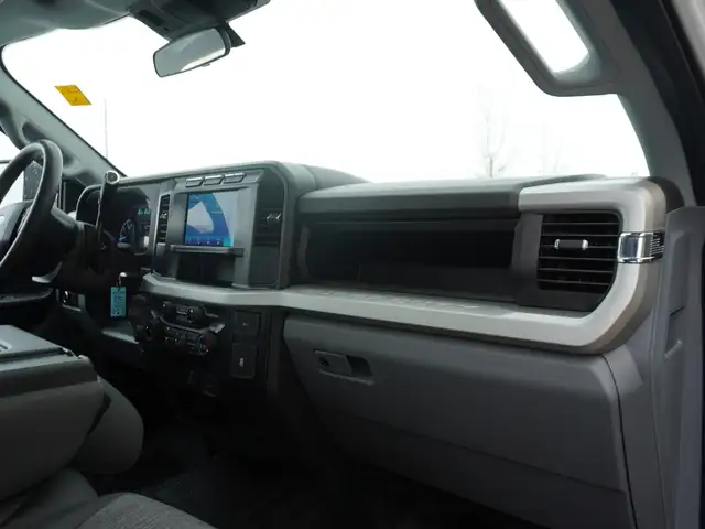 2024 Ford F-250 LIKE NEW - FX4 Crew Cab LONG BOX!! LOW KMS!! - Photo 31