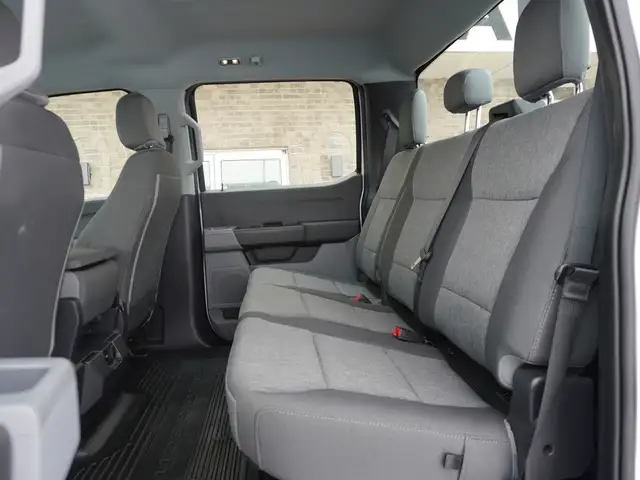 2024 Ford F-250 LIKE NEW - FX4 Crew Cab LONG BOX!! LOW KMS!! - Photo 37