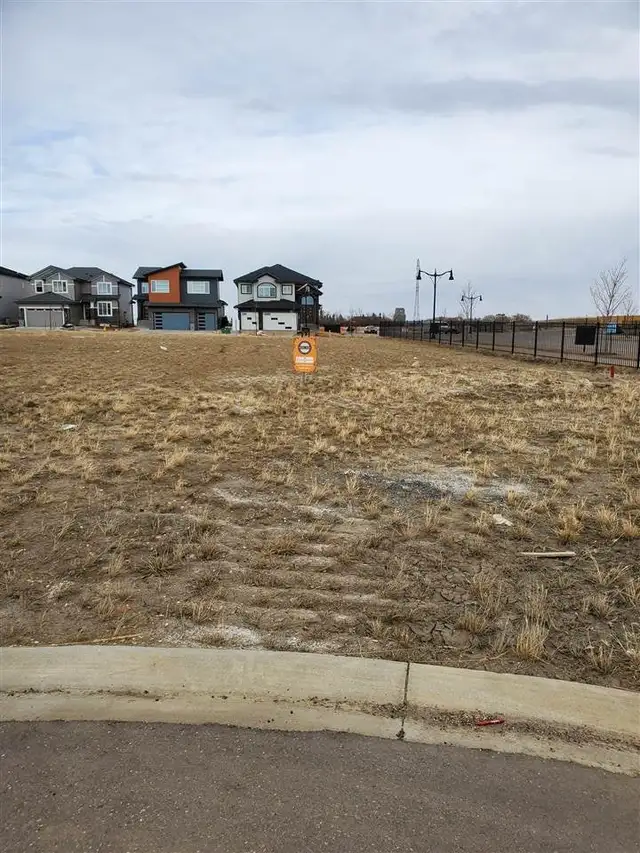 Empty Lot For Sale in Leduc County in Royal Oaks... - Photo 3
