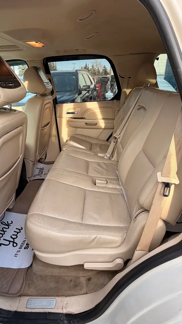 2007 Cadillac Escalade LUXURY - Photo 9