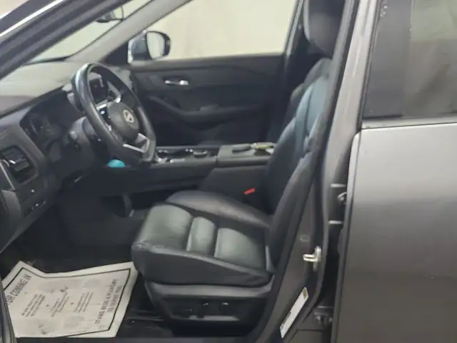 2023 Nissan Rogue SL AWD - Panoramic Roof, Navigation, Leather - Photo 3