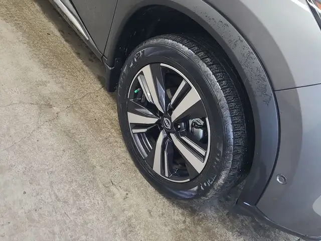 2023 Nissan Rogue SL AWD - Panoramic Roof, Navigation, Leather - Photo 8