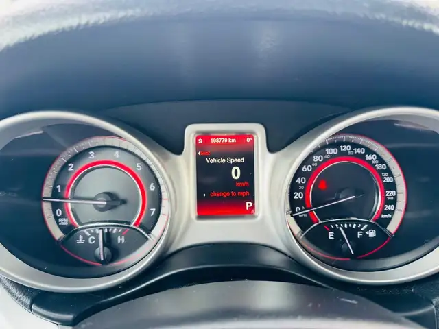 2016 Dodge Journey RT AWD 7 PASS DVD REMOTE STARTER - Photo 21