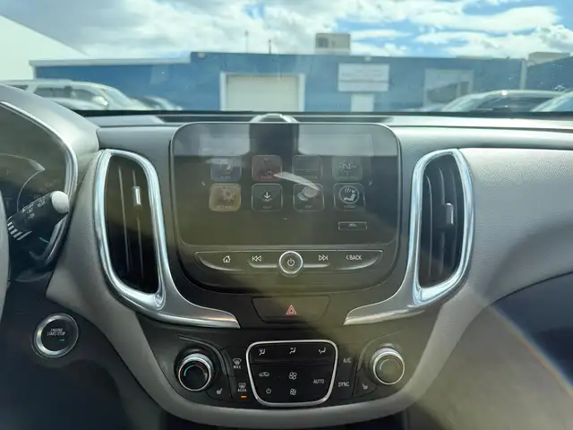 2018 Chevrolet Equinox LT AWD, 1.5L, Carfax, Remote Starter, Pow - Photo 14