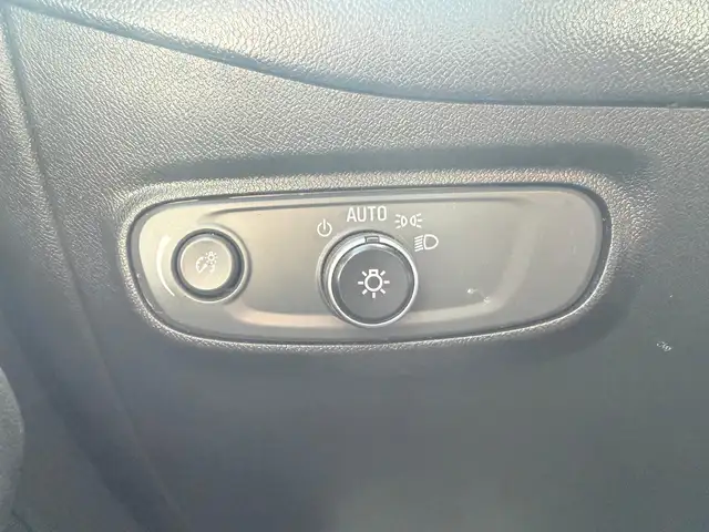 2018 Chevrolet Equinox LT AWD, 1.5L, Carfax, Remote Starter, Pow - Photo 18