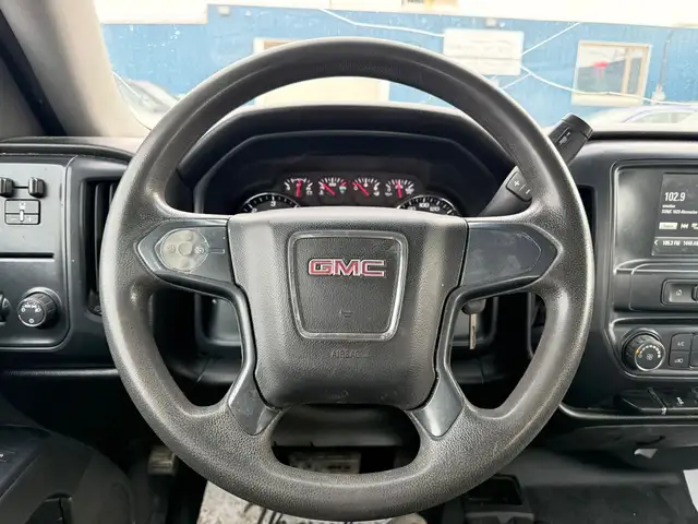 2018 GMC SIERRA 1500 CREW CAB 4X4, 5.3L, V8, Clean Carfax, Back - Photo 12