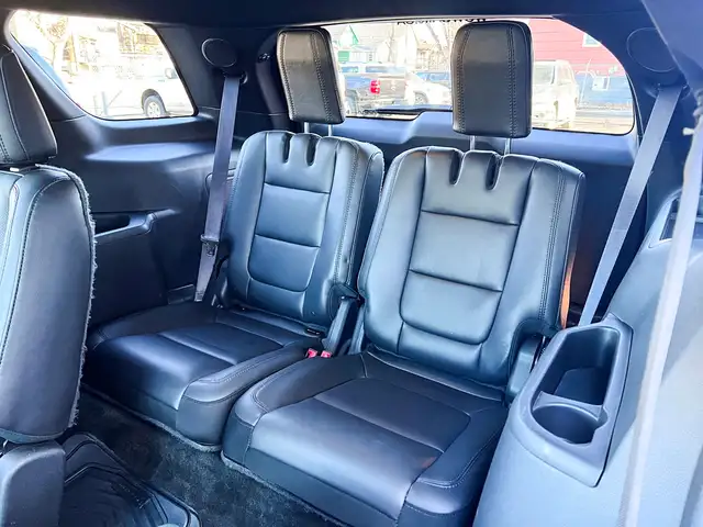 2015 Ford Explorer Limited AWD - Photo 12