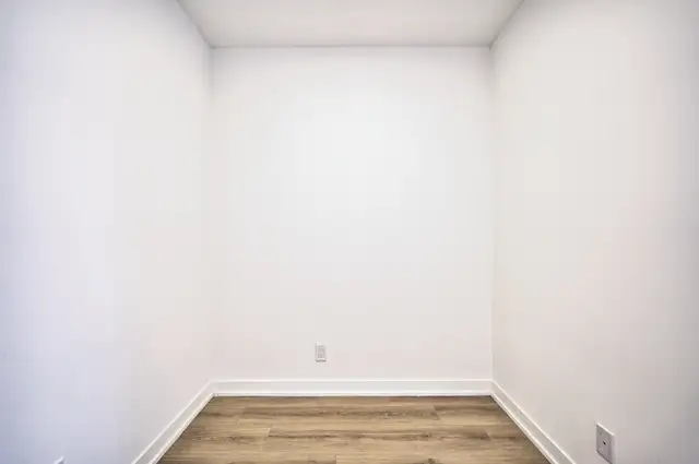 Luxury 1 BED   DEN Condo – The Thornhill, 7950 Bathurst - Photo 6