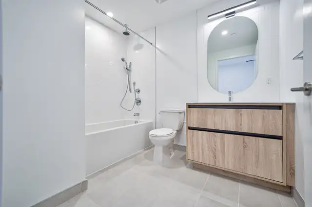 Luxury 1 BED   DEN Condo – The Thornhill, 7950 Bathurst - Photo 20