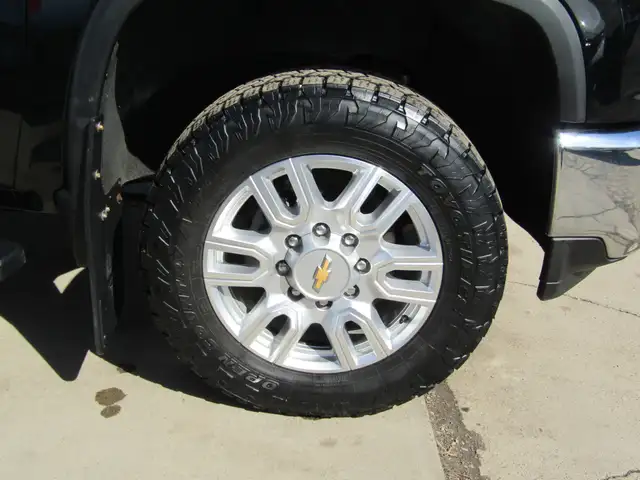2022 Chevrolet Silverado 2500HD 4WD Crew Cab 159' LT Z71 PKG 6.6 - Photo 3