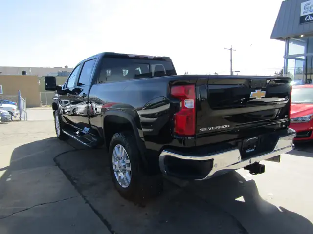 2022 Chevrolet Silverado 2500HD 4WD Crew Cab 159' LT Z71 PKG 6.6 - Photo 11