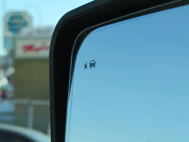 2022 Chevrolet Silverado 2500HD 4WD Crew Cab 159' LT Z71 PKG 6.6 - Photo 15