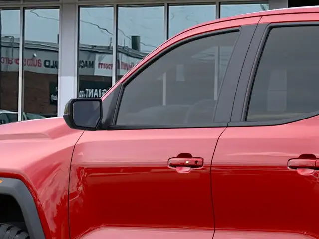 2026 GMC Canyon AT4 - Leather Seats - $439 B/W - Photo 12