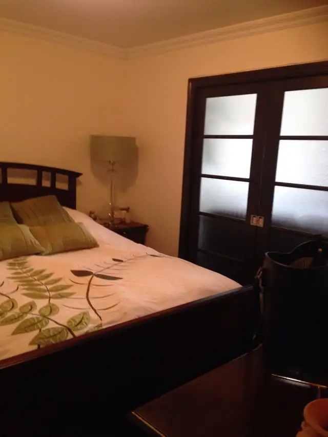 ELEGANT 2 BEDROOM APARTMENT FOR A PROFDESSINAL AUG 1 - Photo 3