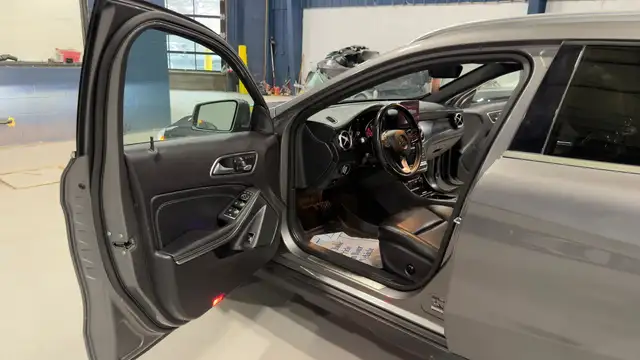 2018 Mercedes-Benz GLA-Class GLA250, Amg Pkg, HID Headlight, Bac - Photo 11