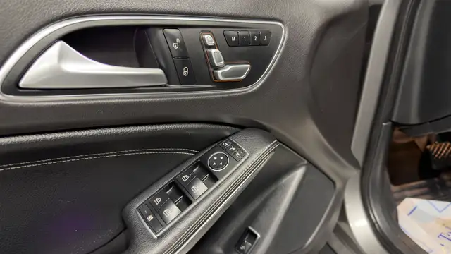 2018 Mercedes-Benz GLA-Class GLA250, Amg Pkg, HID Headlight, Bac - Photo 21