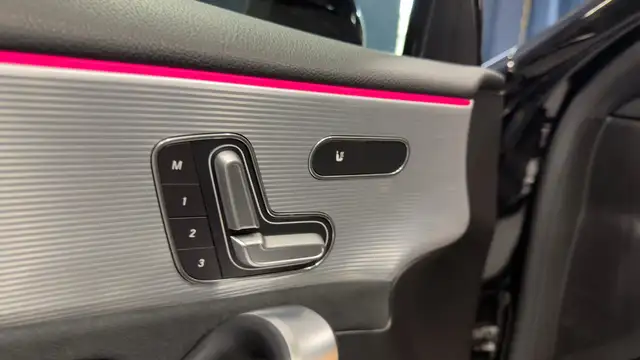 2019 Mercedes-Benz A-Class A 220, Amg Pkg, Sunroof, Heated Seats - Photo 19