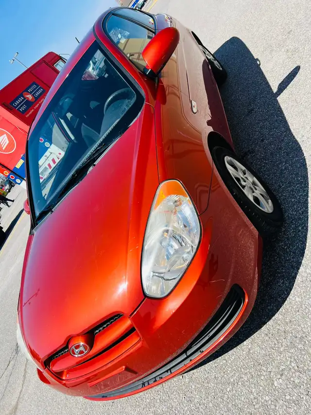 2009 Hyundai Accent Sport ( LOW KM )