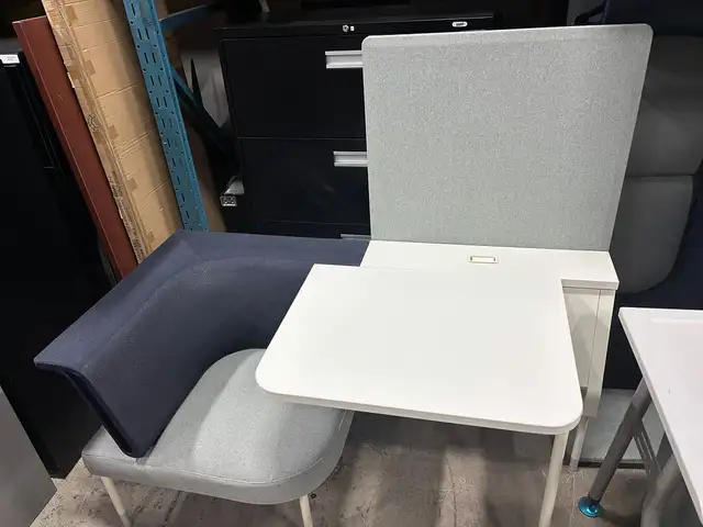 Herman Miller Public Office Landscape Couch   Desk! - Photo 3