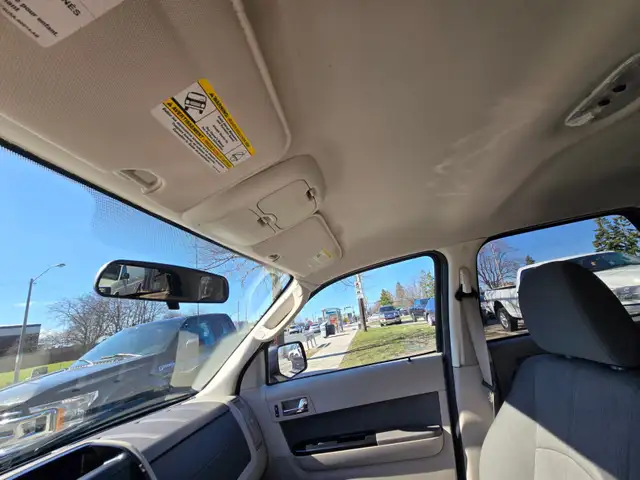 2011 Mazda Tribute AWD V6 Auto GX - Photo 18