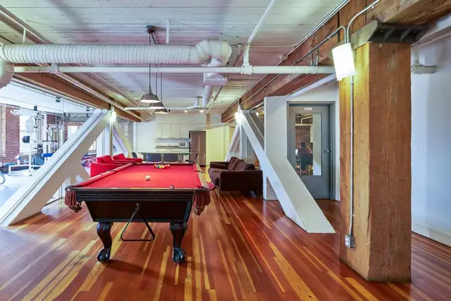 VERY spacious one bedroom - Photo 5