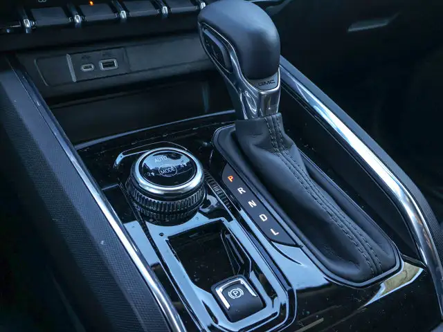 2026 GMC Canyon Elevation- Trailering Pkg - Convenience Pkg - Photo 32