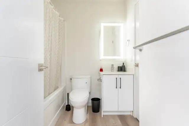 Beautiful newly built 4 bedroom 3 bath house for rent - Photo 4