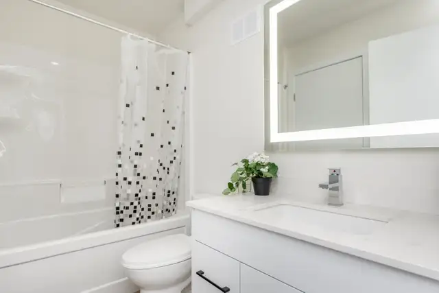 Beautiful newly built 4 bedroom 3 bath house for rent - Photo 25