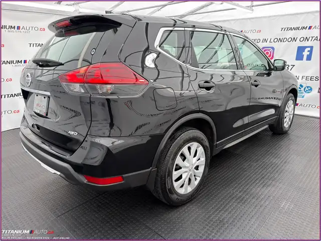 2018 Nissan Rogue AWD-Leather-Apple CarPlay-Camera-Heated Seats- - Photo 6