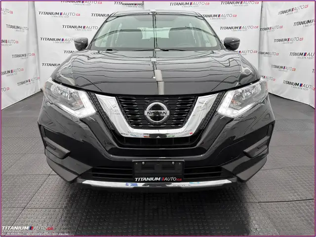 2018 Nissan Rogue AWD-Leather-Apple CarPlay-Camera-Heated Seats- - Photo 10