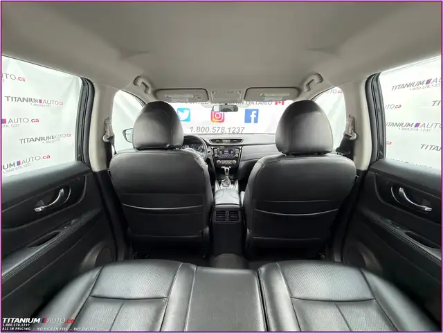 2018 Nissan Rogue AWD-Leather-Apple CarPlay-Camera-Heated Seats- - Photo 11