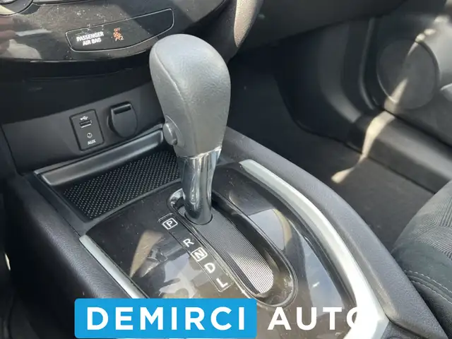 2016 Nissan Rogue SVAWDTOIT OUVRANTCAMERA DE RECULESIEGE - Photo 17