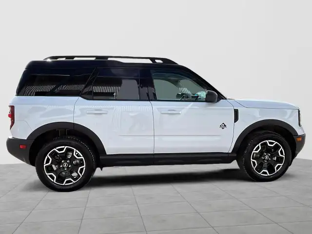 2025 Ford Bronco Sport Outer Banks Outer Banks | Save $7,492... - Photo 6