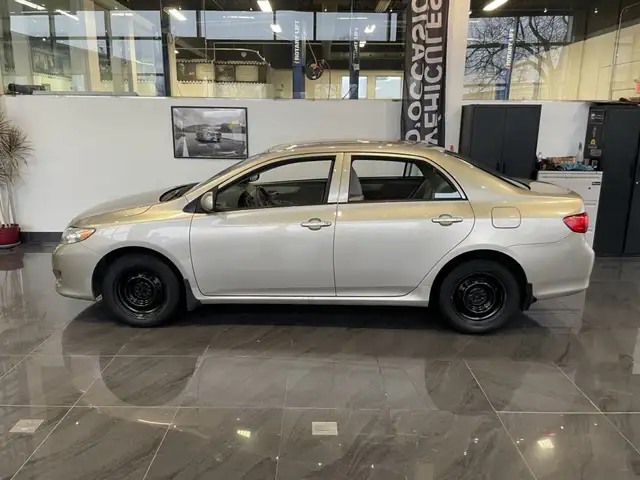 2009 Toyota Corolla CE - Photo 4